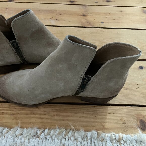 Splendid Beige Suede Hamptyn Booties 8M - Picture 9 of 10